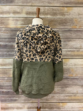 Leopard Soft Sherpa Hooded Pullover