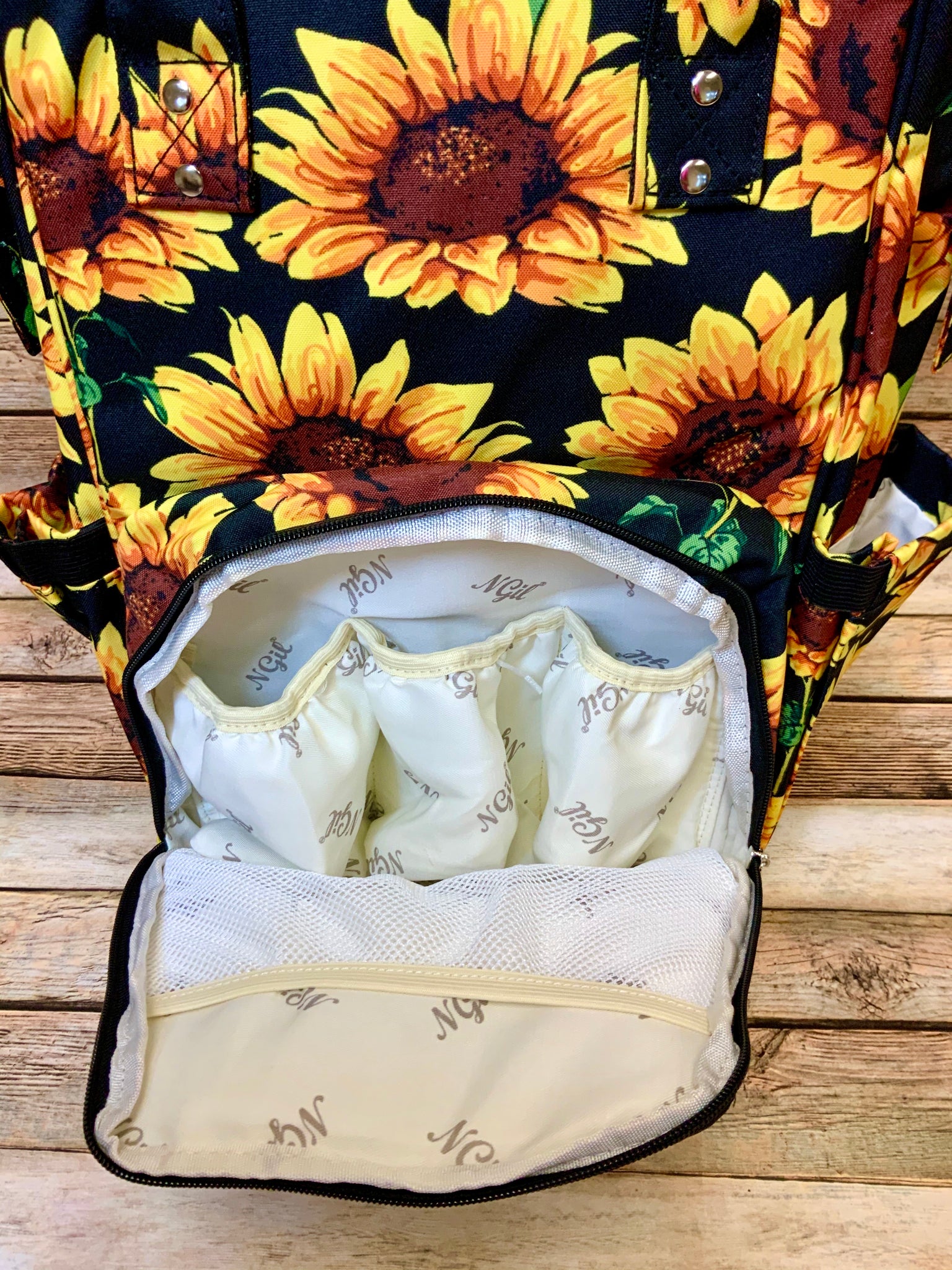 Simply Southern Backpack in Sunflower Camo at Glik's