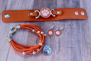 Officially Licensed Silver Tone Oval with Clemson Paw Earring and Bracelet Collection
